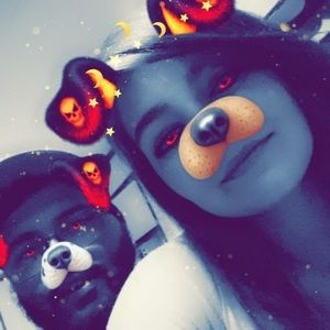 Meet your Posher, Abby